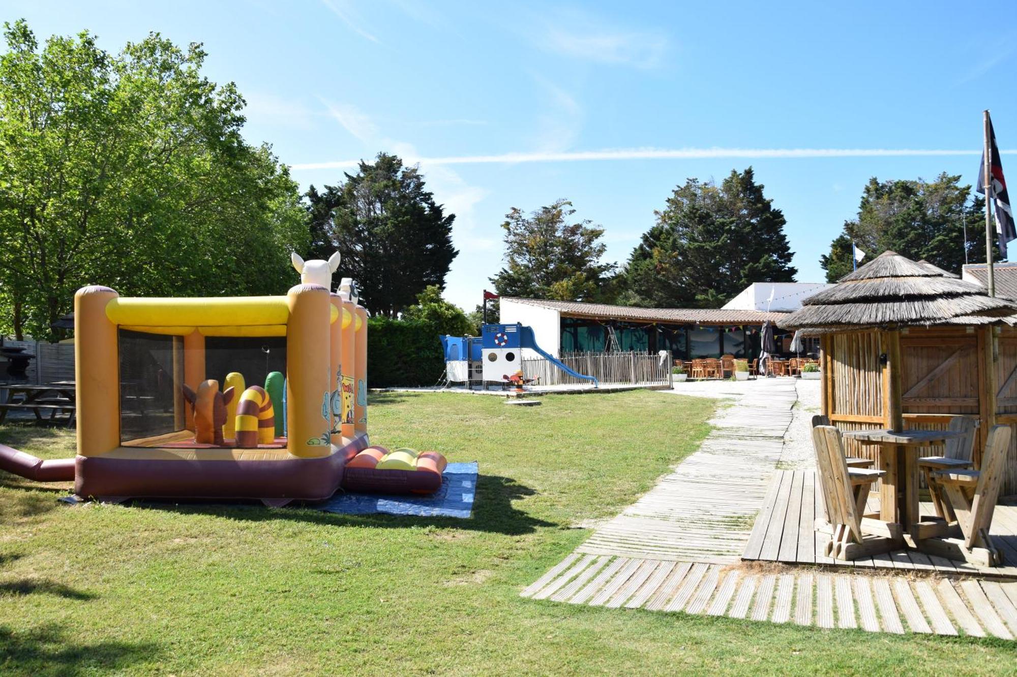 Camping Les Maraises Saint-Martin-de-Re Exterior photo