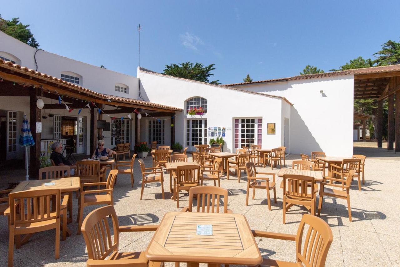 Camping Les Maraises Saint-Martin-de-Re Exterior photo